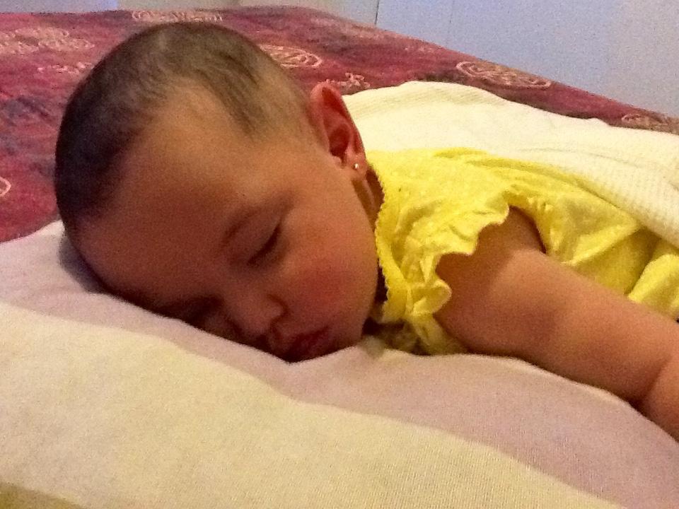 Fernanda de bebé dormida