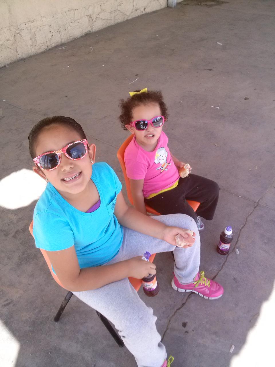 Fernanda compartiendo un día soleado